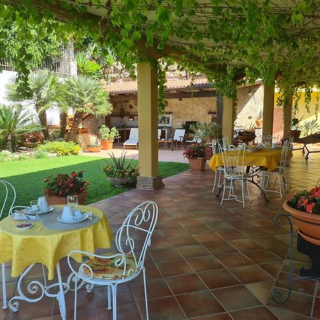 Villa Olga B&B Формия Экстерьер фото